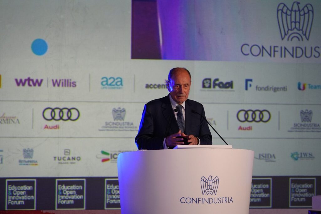 Imprese schifani al forum di confindustria regione in salute